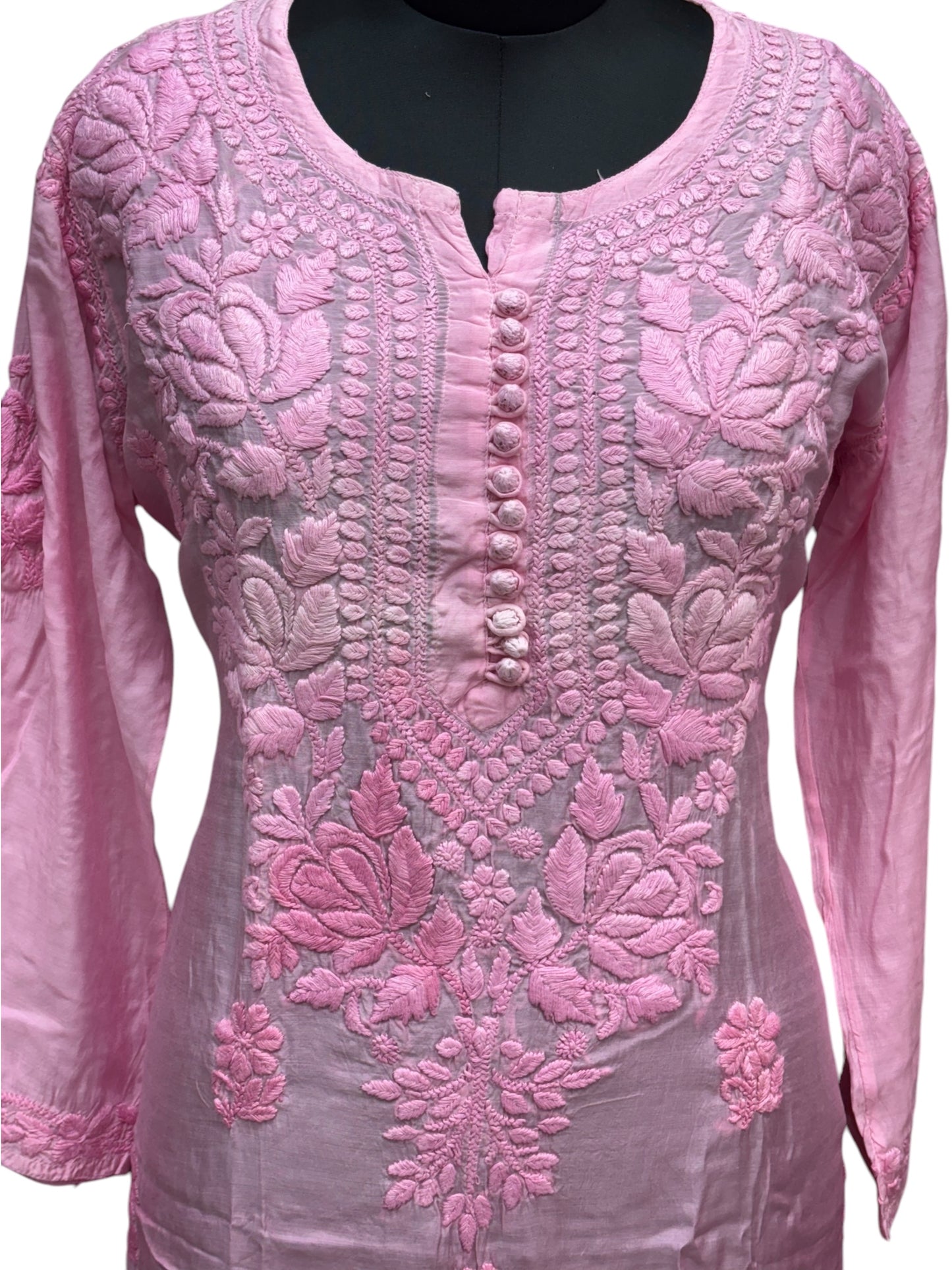 Stunning Muslin Ombre Kurti with Self-Thread 3D Embroidery – Elevate Your Ethnic Wardrobe