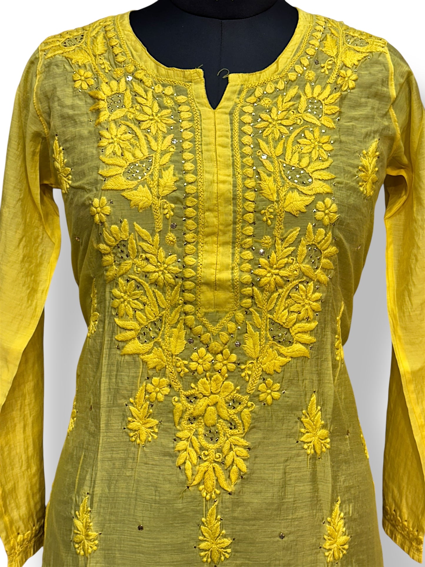 Pure Mul-Chanderi with Intricate 3d & Mukaish Work