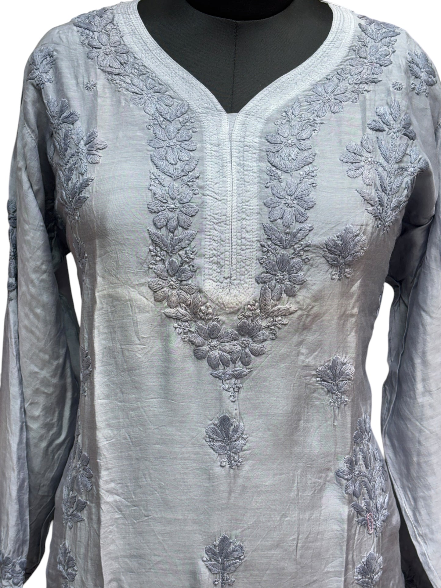 Stunning Muslin Kurti with Self-Thread 3D Embroidery – Elevate Your Ethnic Wardrobe