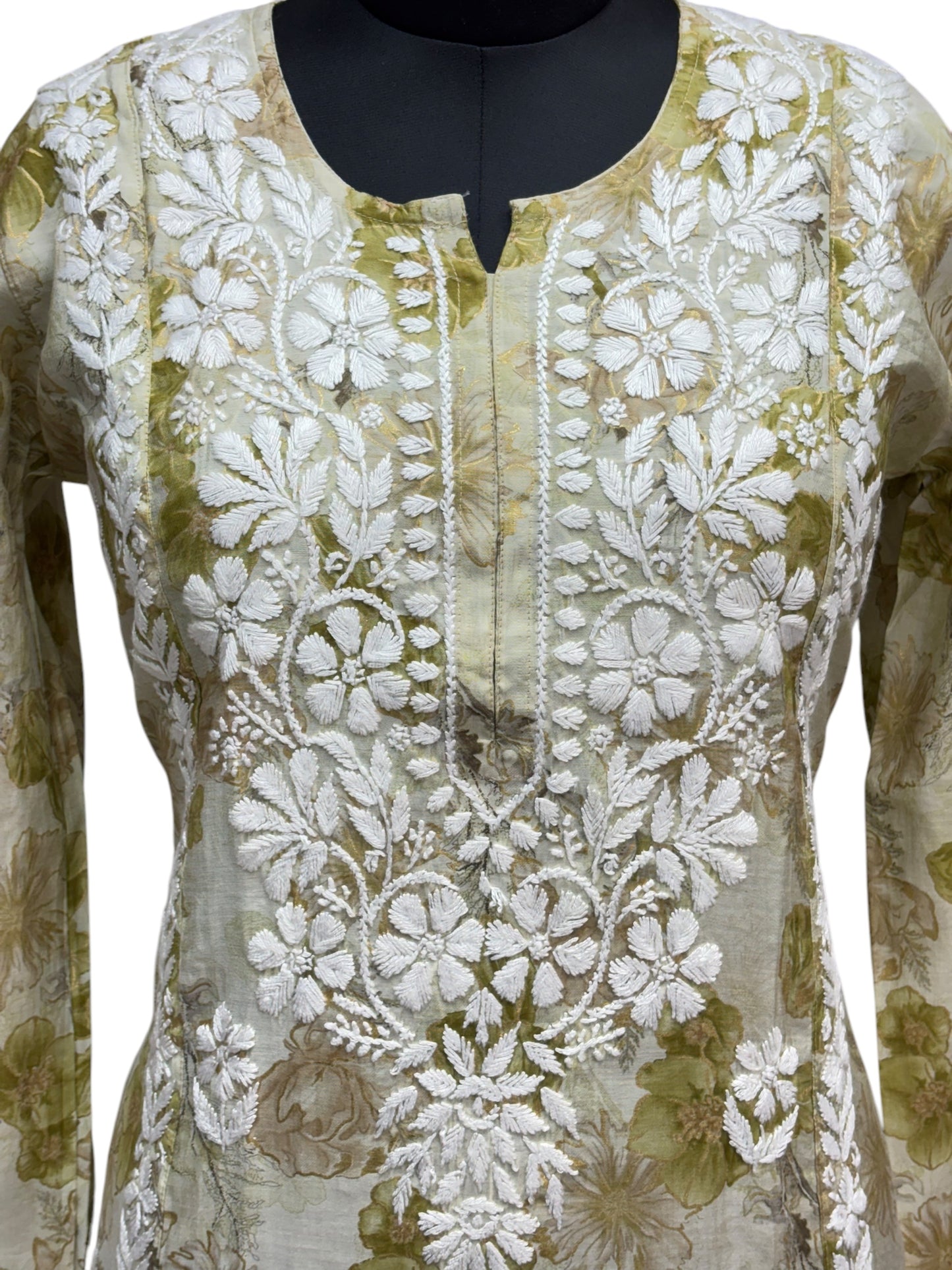 Stunning Muslin Embosed Print Kurti with Resham-Thread Embroidery – Elevate Your Ethnic Wardrobe