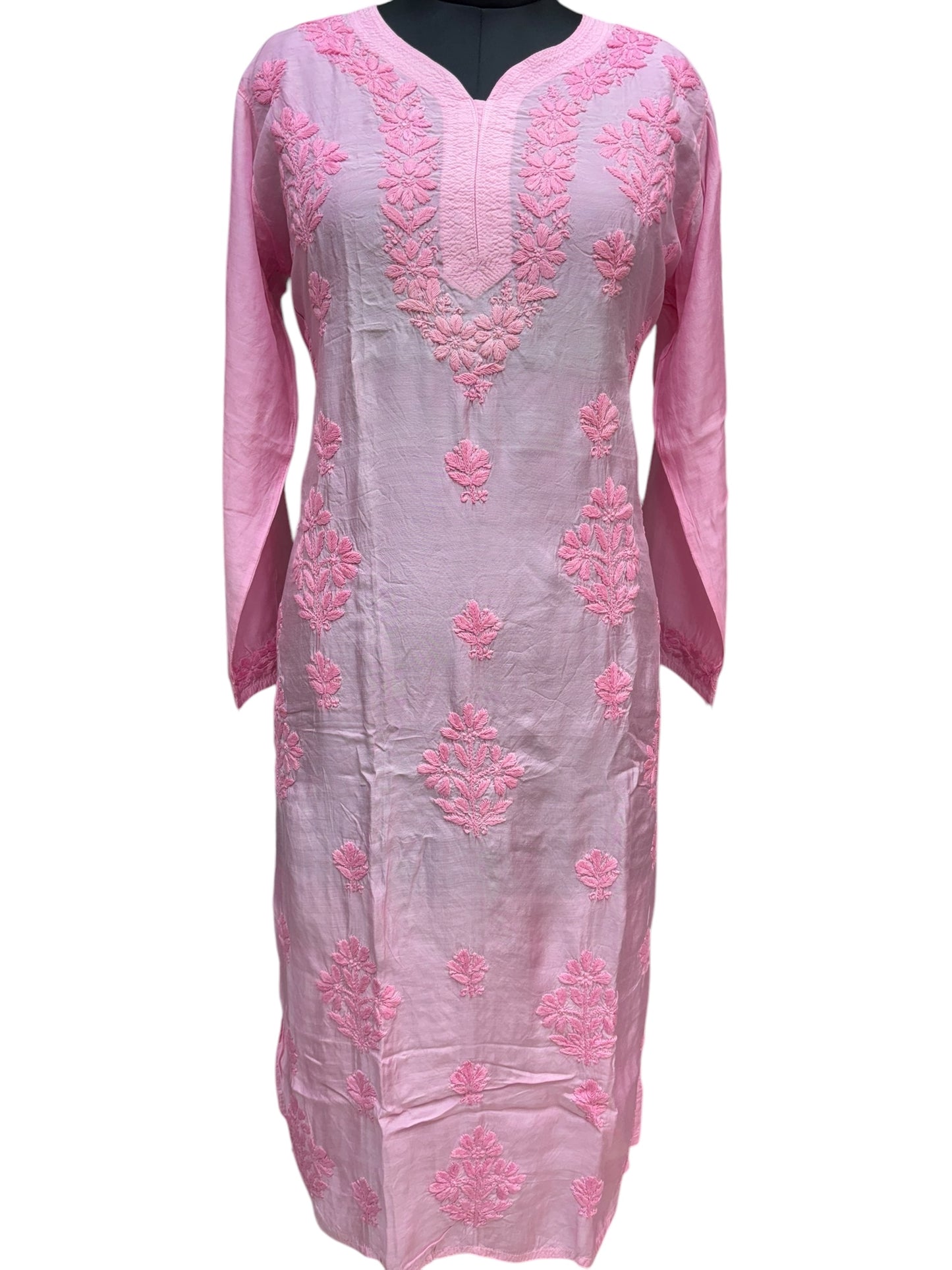 Stunning Muslin Kurti with Self-Thread 3D Embroidery – Elevate Your Ethnic Wardrobe