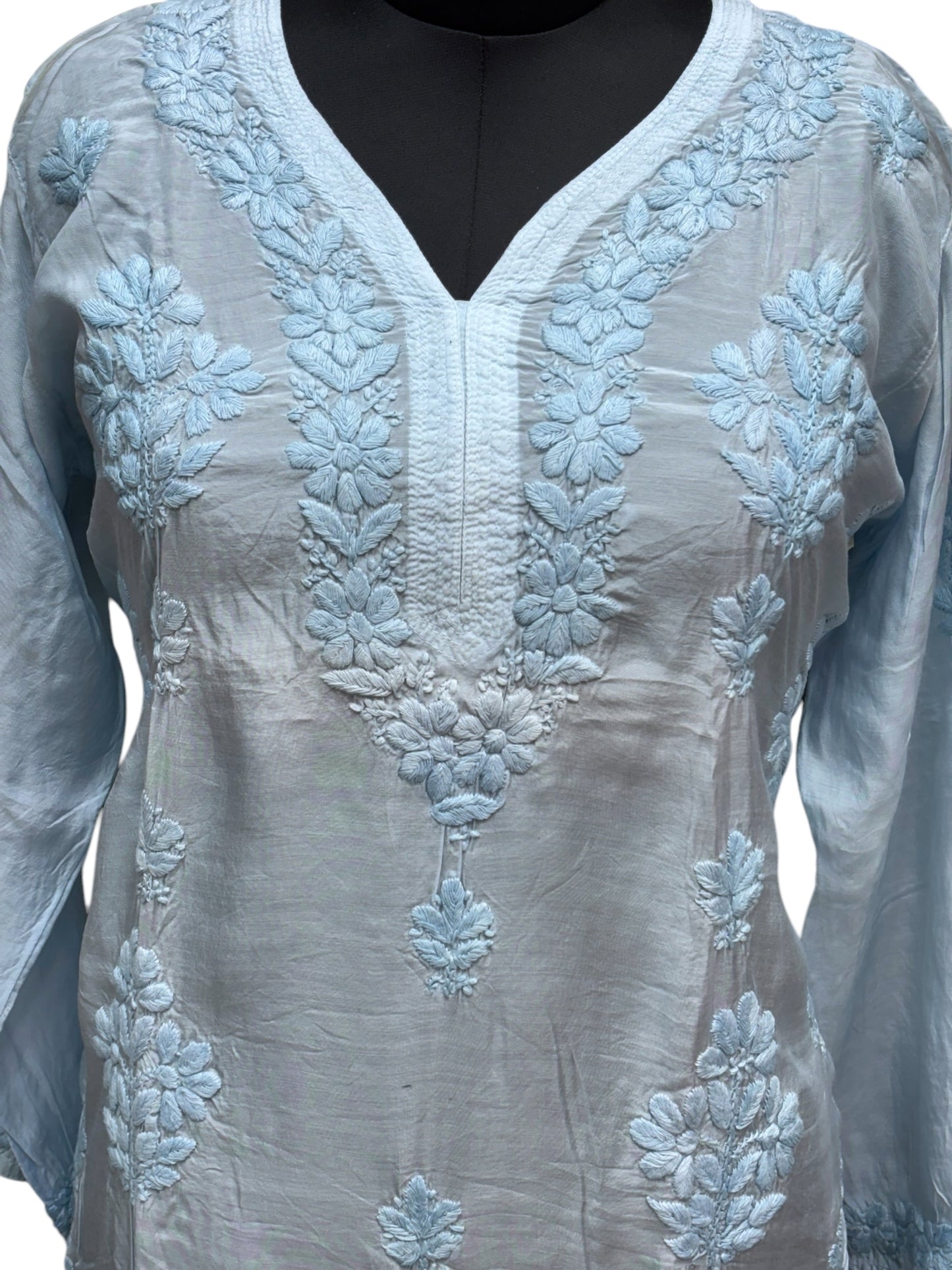 Stunning Muslin Kurti with Self-Thread 3D Embroidery – Elevate Your Ethnic Wardrobe