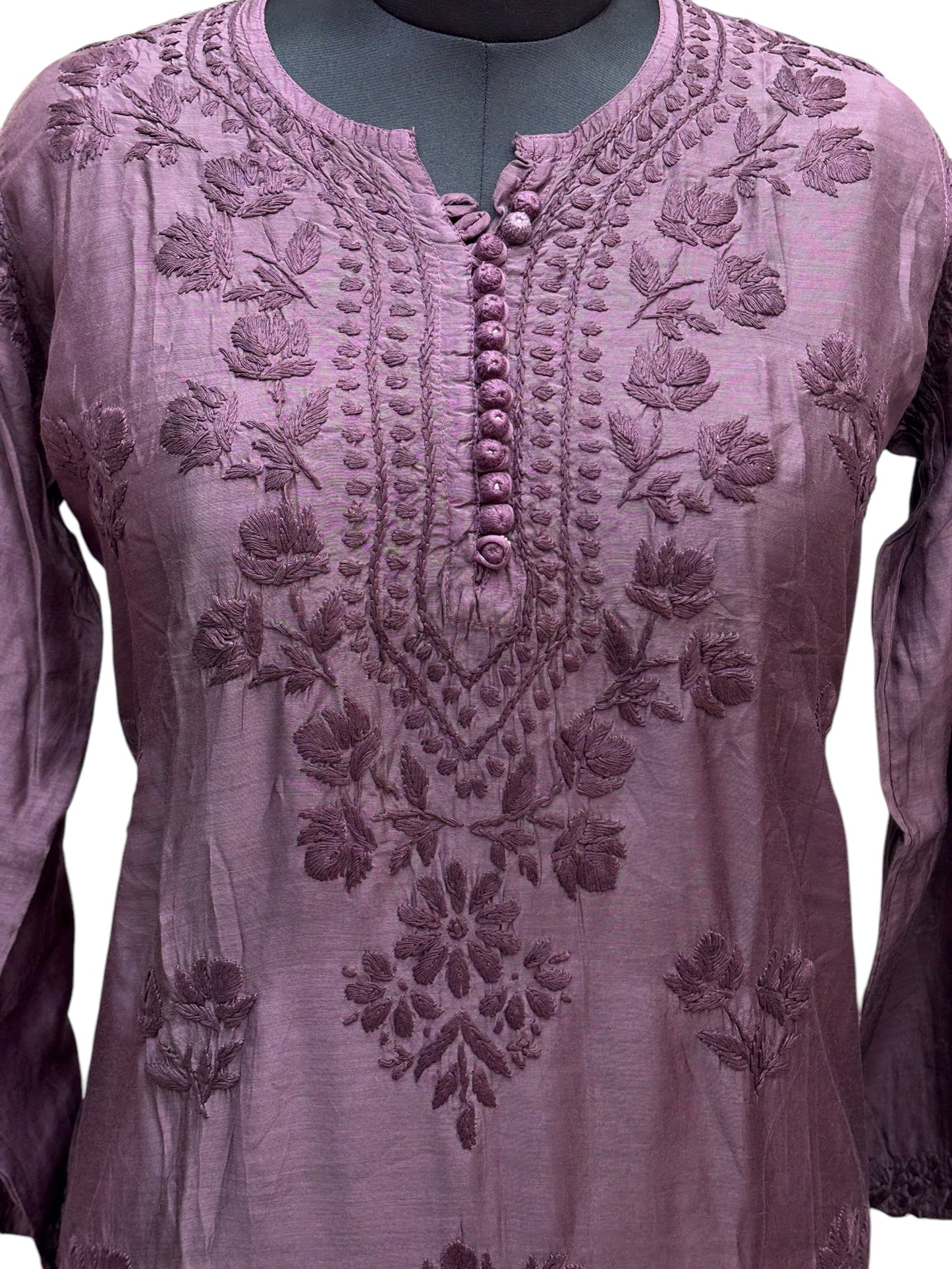 Stunning Muslin Kurti with Self-Thread 3D Embroidery – Elevate Your Ethnic Wardrobe