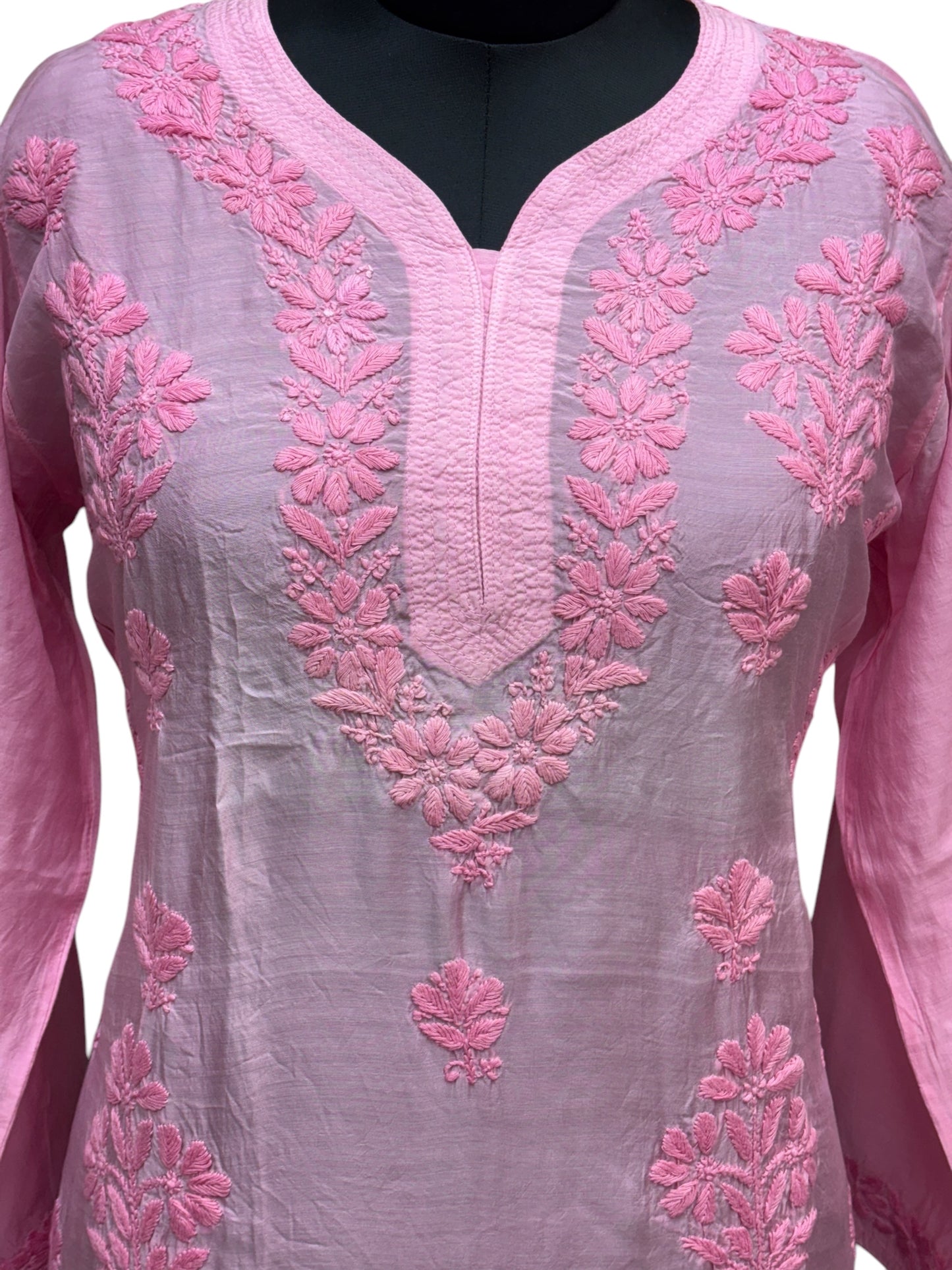 Stunning Muslin Kurti with Self-Thread 3D Embroidery – Elevate Your Ethnic Wardrobe