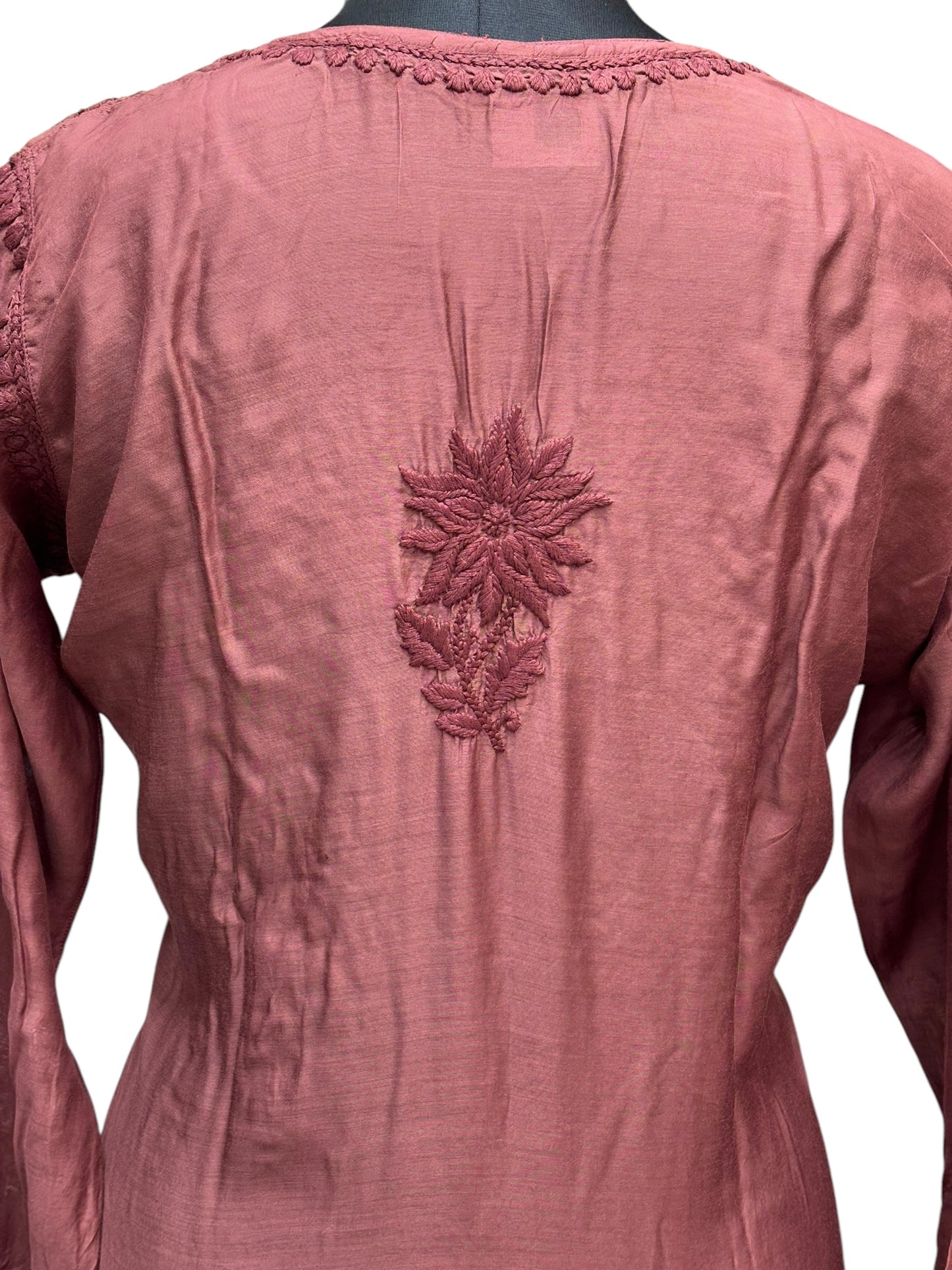 Stunning Muslin Kurti with Self-Thread 3D Embroidery – Elevate Your Ethnic Wardrobe