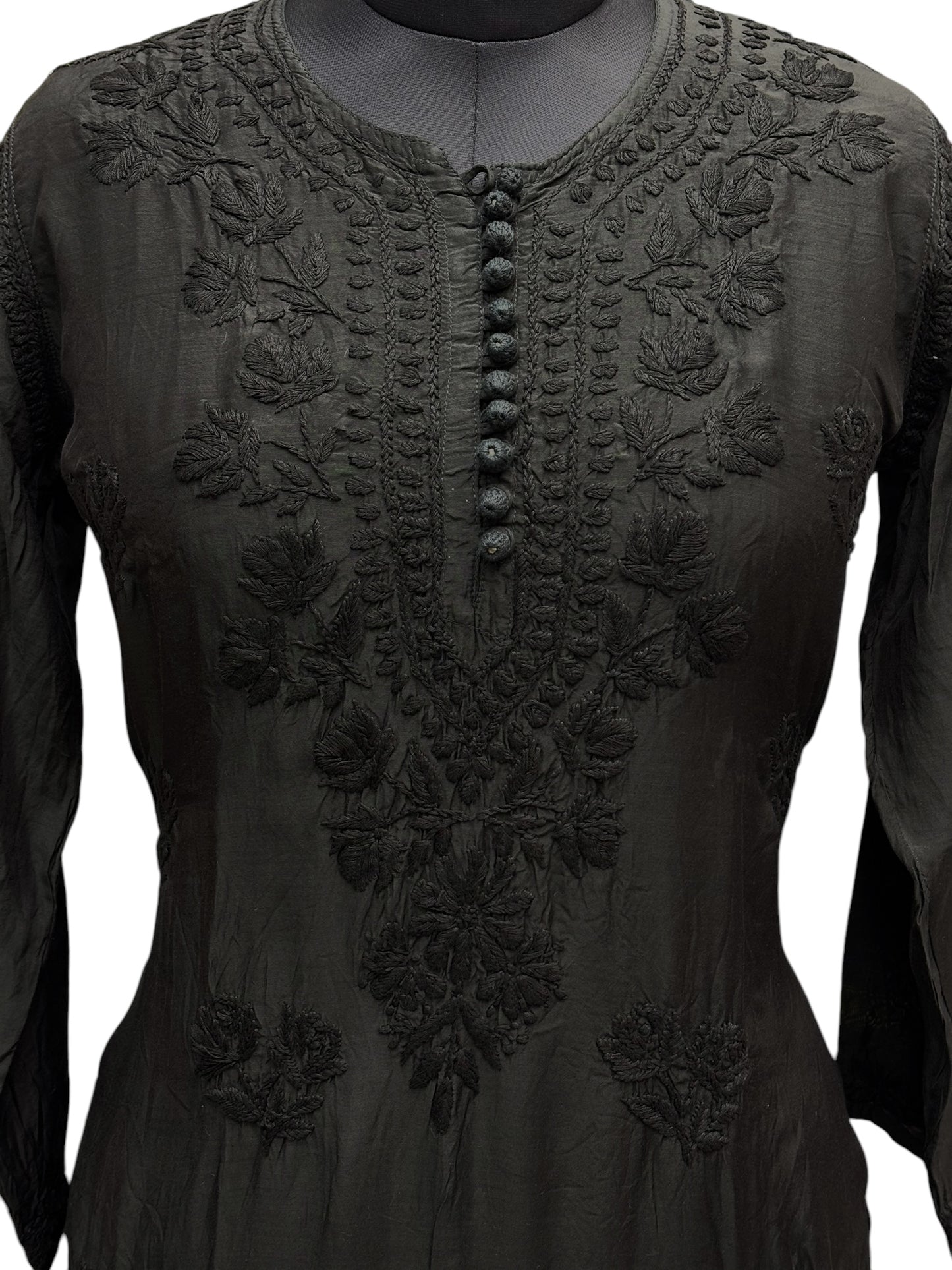 Stunning Muslin Black Kurti with Self-Thread 3D Embroidery – Elevate Your Ethnic Wardrobe