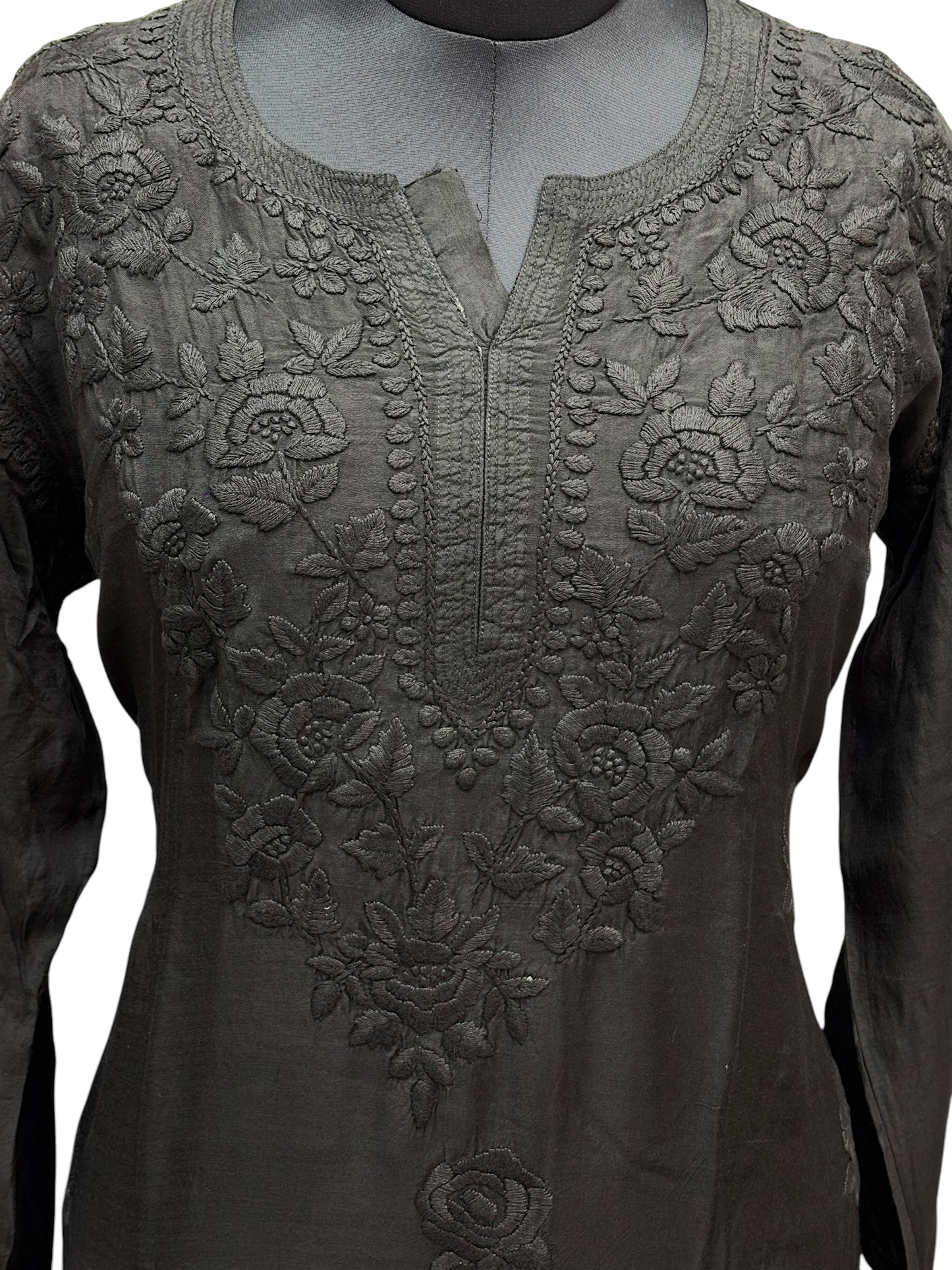 Stunning Muslin Black Kurti with Self-Thread 3D Embroidery – Elevate Your Ethnic Wardrobe