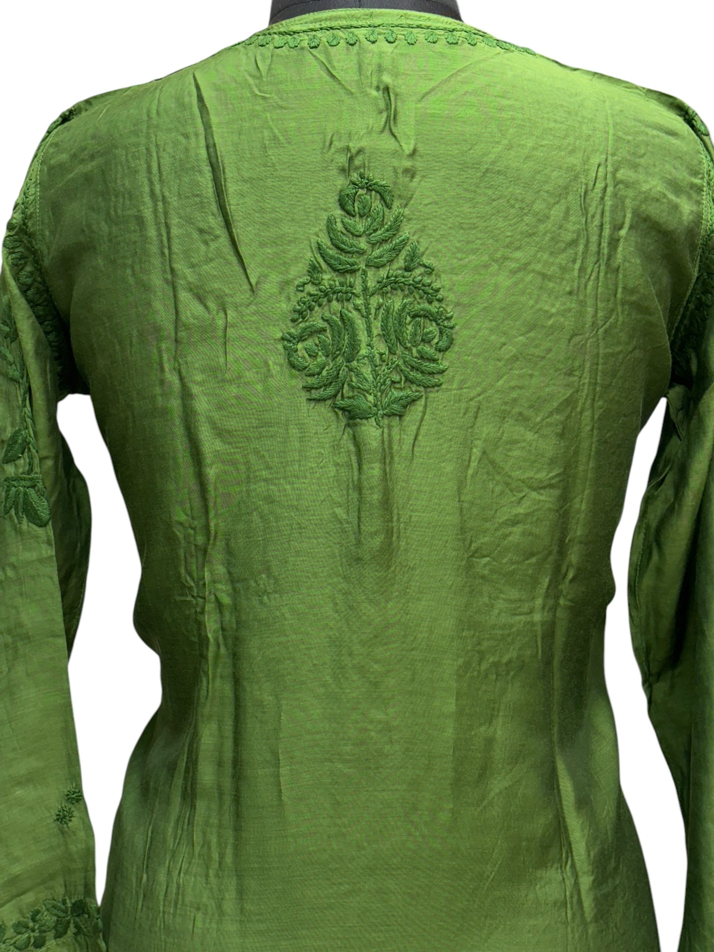 Stunning Muslin Kurti with Self-Thread 3D Embroidery – Elevate Your Ethnic Wardrobe