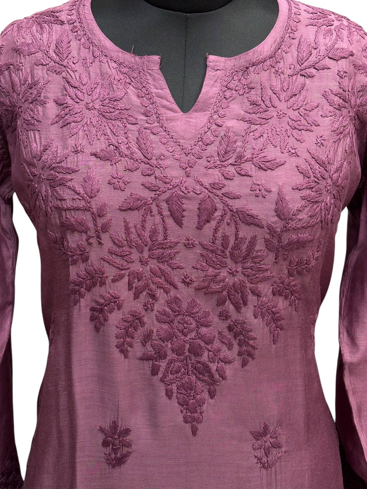 Stunning Muslin Kurti with Self-Thread 3D Embroidery – Elevate Your Ethnic Wardrobe