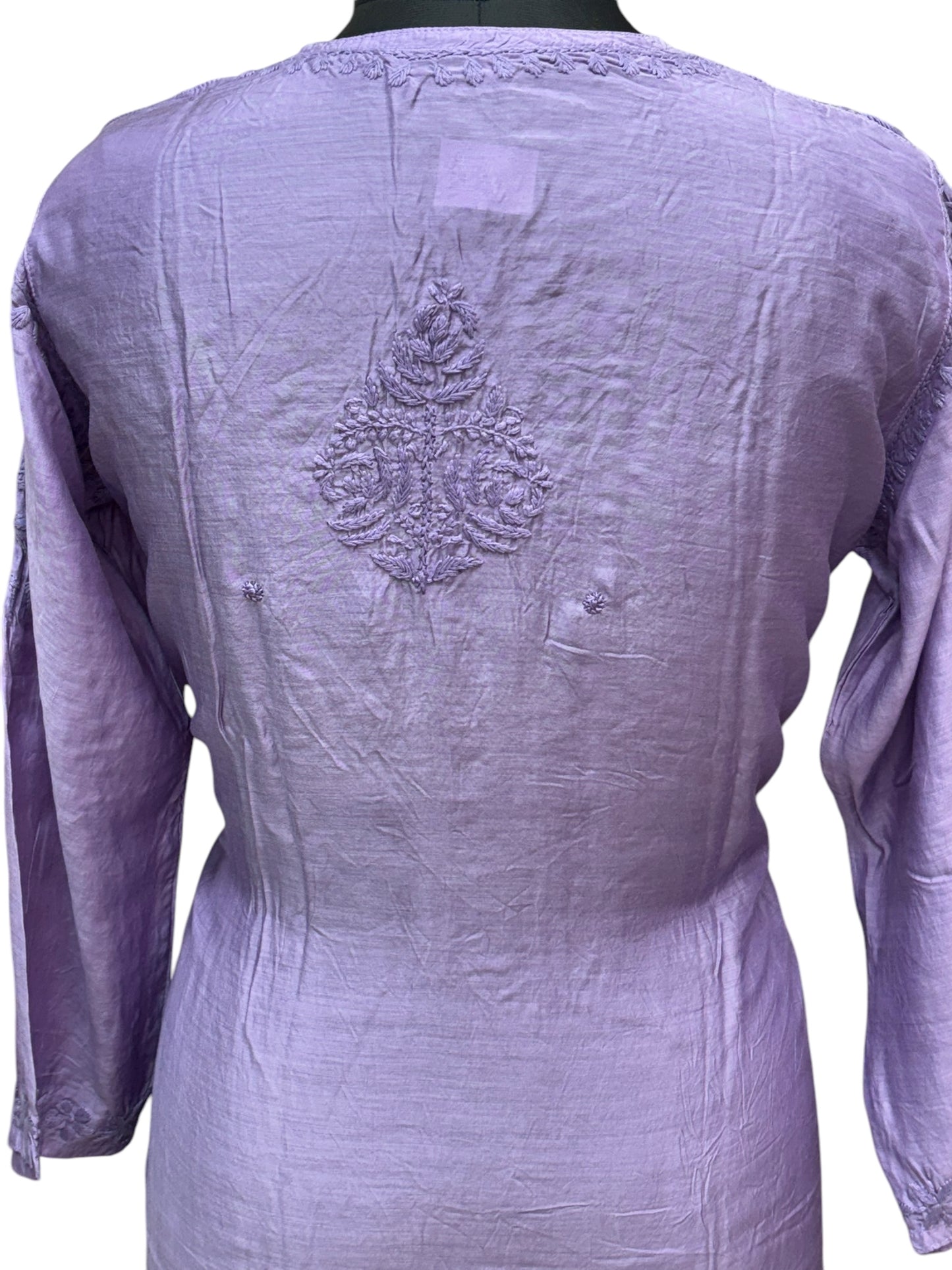 Stunning Muslin Kurti with Self-Thread 3D Embroidery – Elevate Your Ethnic Wardrobe